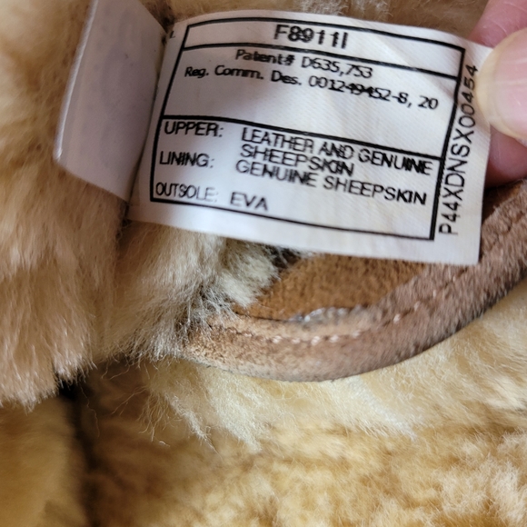 UGG ROMMY LACE UP CHESTNUT BOOT - Picture 5 of 16